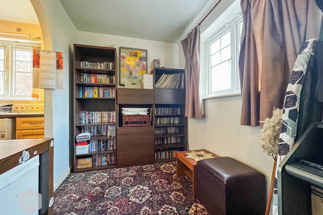 5 Dixon Green Drive, Bolton photo 4