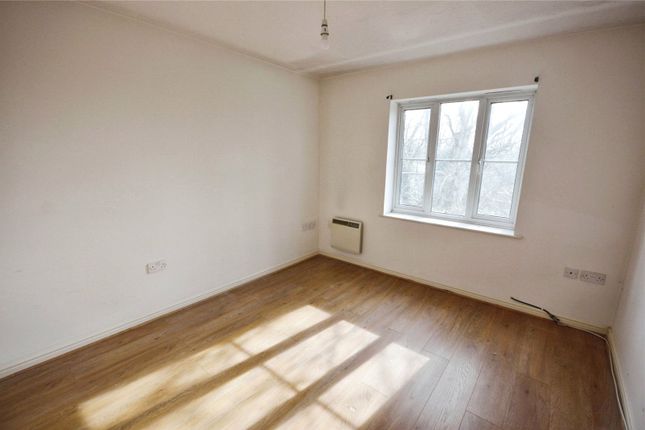 Flat for sale in Redbourne Drive, London