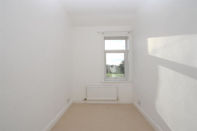Cliffe Lane, Cleckheaton photo 5