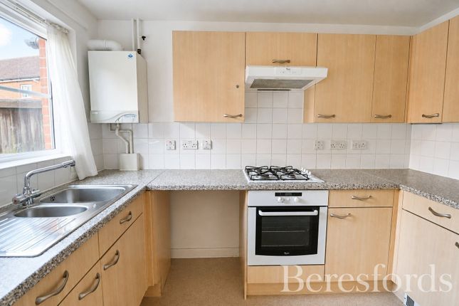 130, Mortimer Way, Witham photo 3