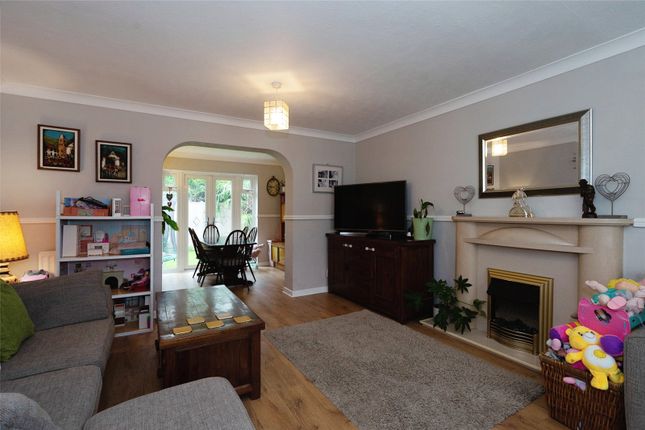 Link-detached house for sale in Henderson Walk, Steyning, West Sussex