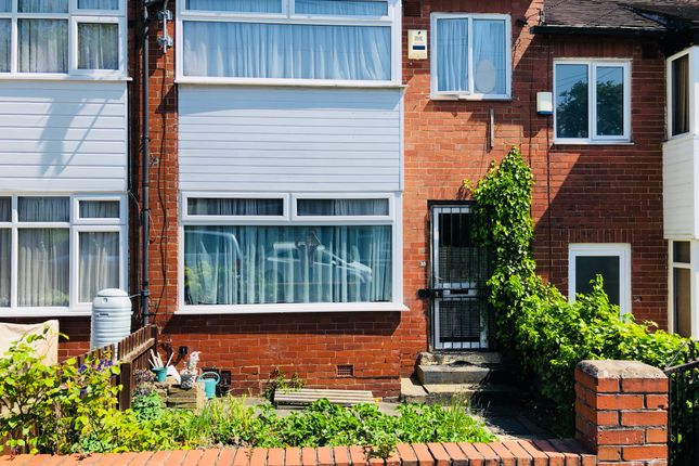 Terraced house to rent in Welton Mount, Leeds