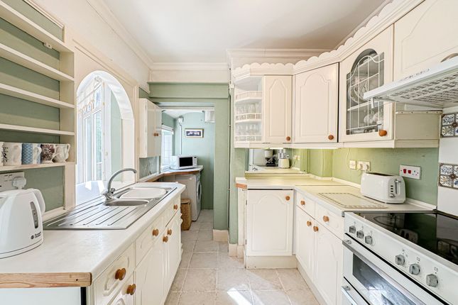 69 Barnston Road, Wirral photo 2