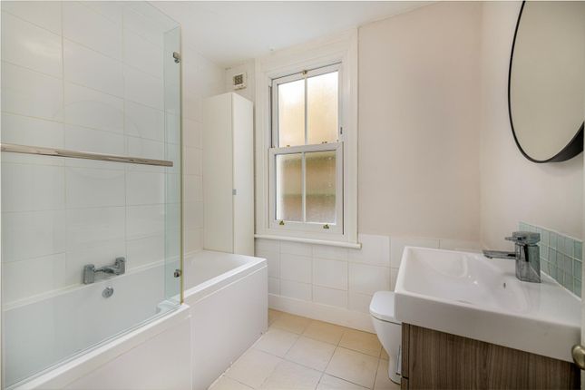5 Lydden Grove Bath.Jpg