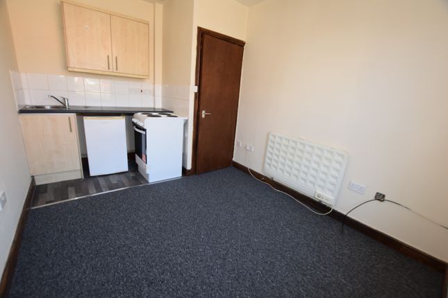 Thumbnail Flat to rent in |Ref: R153859|, Commercial Road, Southampton