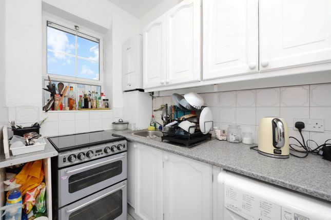 Flat for sale in Betts House, Shadwell, London
