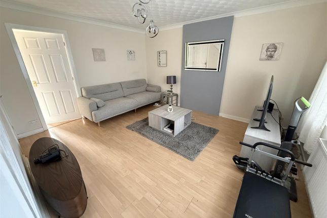 2, Hampshire Gardens, St. Helens photo 3