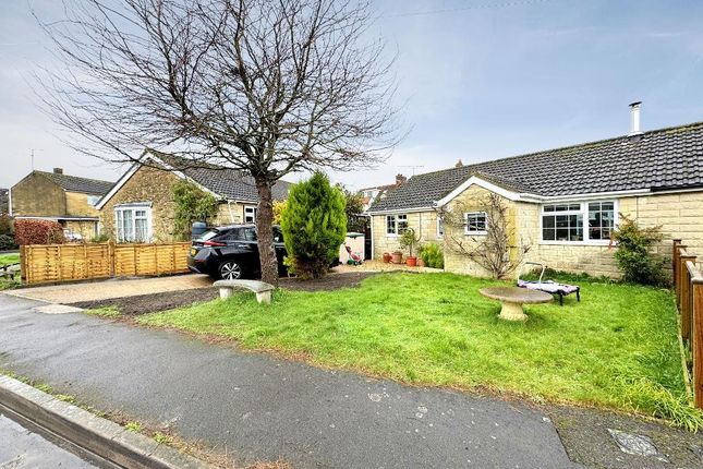 Thumbnail Bungalow for sale in Willow Crescent, Broughton Gifford, Melksham