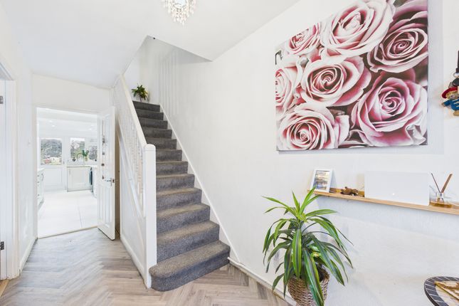 12 Westmead, Princes Risborough photo 4