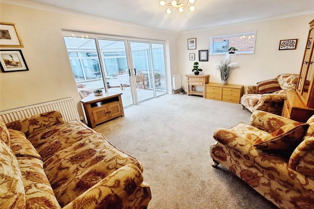62, Upland Drive, Leicestershire photo 4