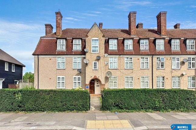 2-bed house on 171, Watling Avenue, Edgware, £1,700/mo