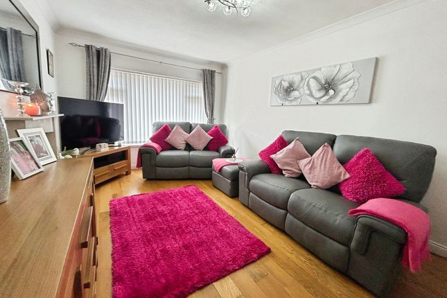 7 Heol Y Nant, Port Talbot photo 2