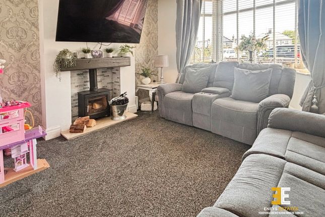 5, Hywel Place, Llandudno photo 4