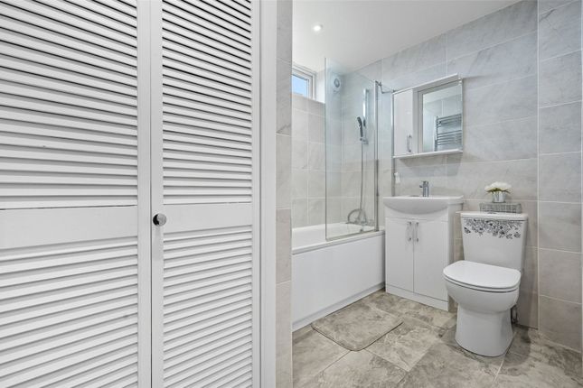 1, Townfield Walk, Great Wakering photo 4