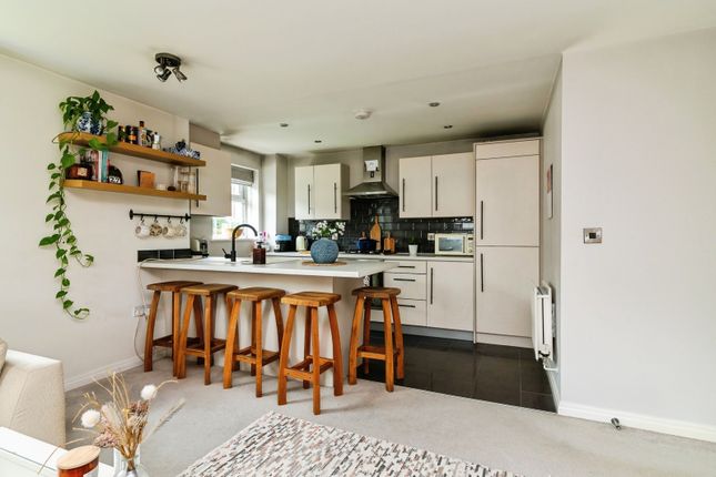 Mapperley Plains, Nottingham photo 2