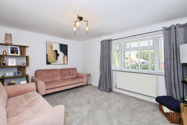 9, Westfield Road, Huntingdon photo 4