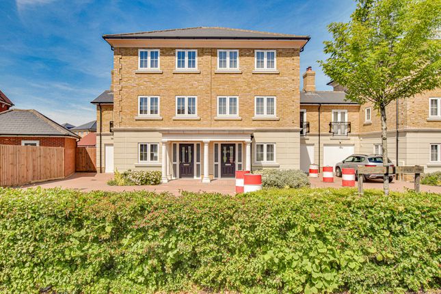 4-bed house on Plot 359 The Heron, Woodlands Park Drive, Great Dunmow, £585,000