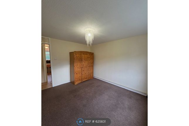 Montague Crescent, Northampton photo 5