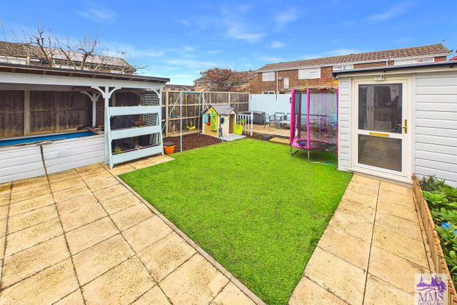 16, Beaufort Road, Rochester photo 4