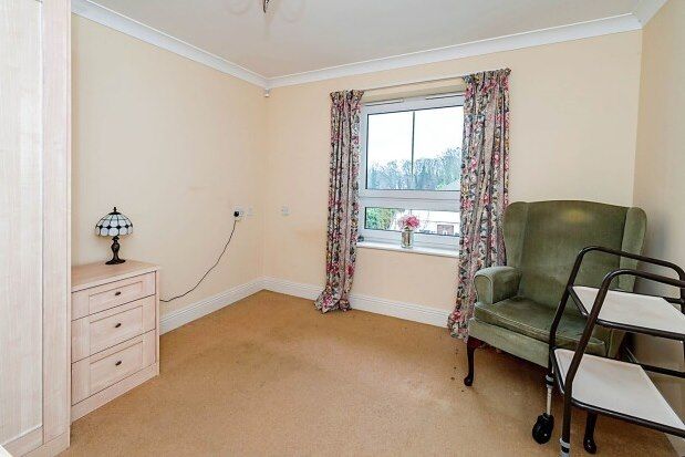 Flat to rent in Hebron Court, Southampton