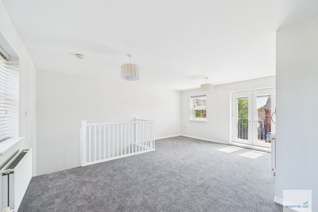 6, Red Kite Close, Nottingham photo 2
