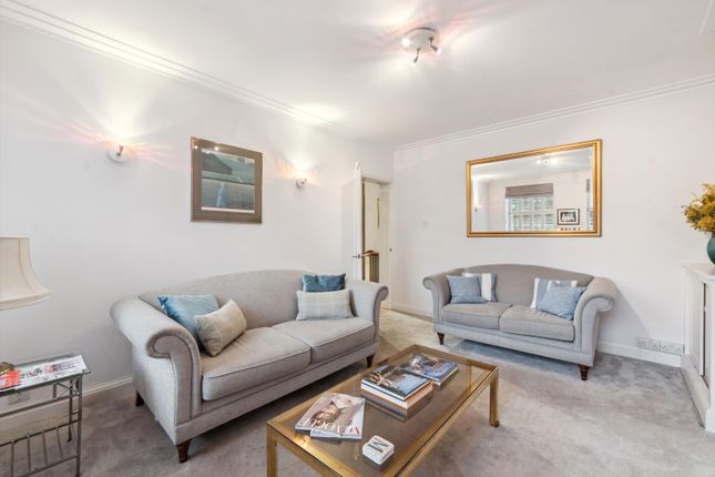 Flat for sale in Richmond Hill Court, Richmond, London