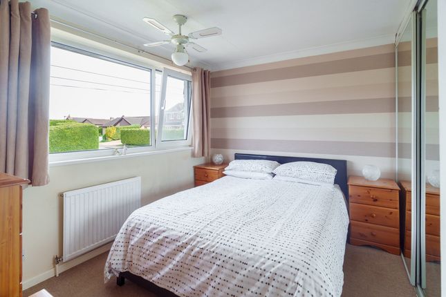 40, Oakleas Rise, Thrapston photo 4
