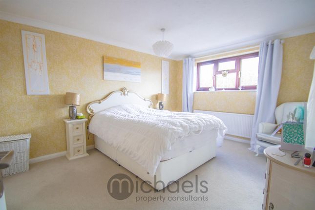 19, Chanterelle, Colchester photo 4