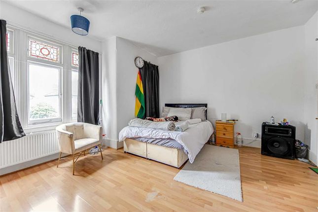 Property for sale in Whitburn Road, London