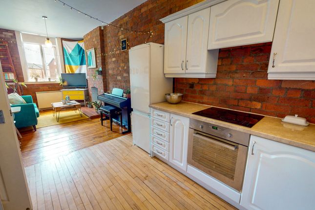 2-bed flat on Flat 23, 384, Chester Road, Manchester, £190,000