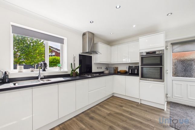 8, Sanderling Close, Lytham St. Annes photo 4