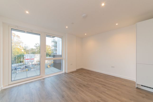 Flat 22, Wolff House, London photo 2