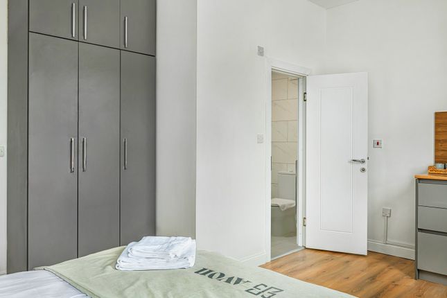 Room 9, 12, Radcliffe Road, Nottingham photo 5
