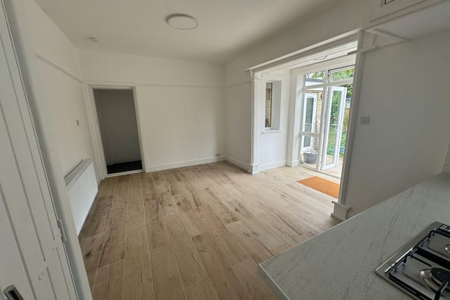 54 Namu Road, Bournemouth photo 3