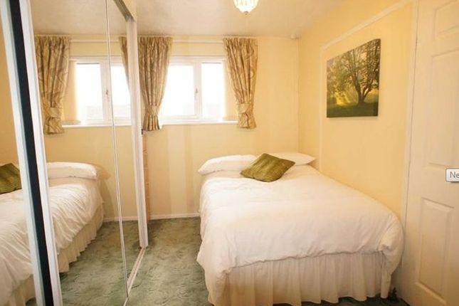 4, SWINDON photo 3