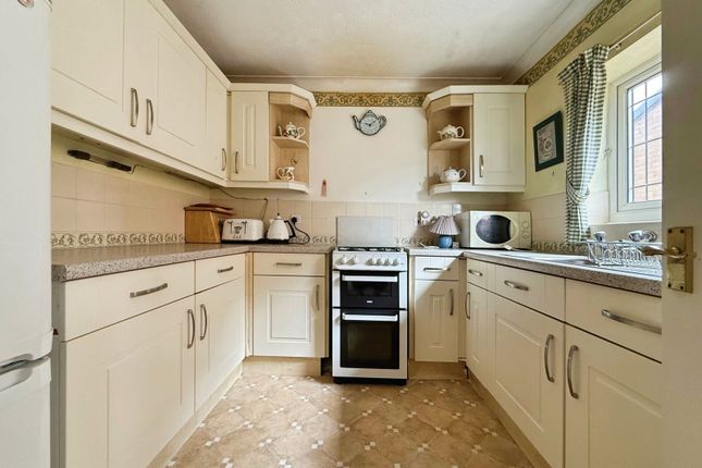3, Lindrick Drive, Doncaster photo 3