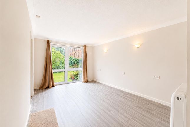 Flat 7, 177, Fenwick Road, Giffnock photo 3