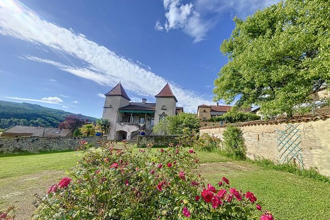 Thumbnail Ch&acirc;teau for sale in Mã¢Con, South Burgundy, Burgundy To Beaujolais