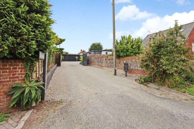 Townsend Paddock Yard, Station Road, St Margarets at Cliffe photo 4