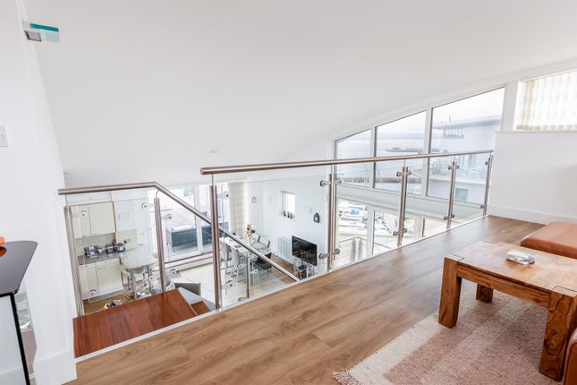 Thumbnail Flat for sale in Dolphin Quays, The Quay, Poole