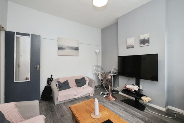 106, Radford Boulevard, Nottingham photo 3