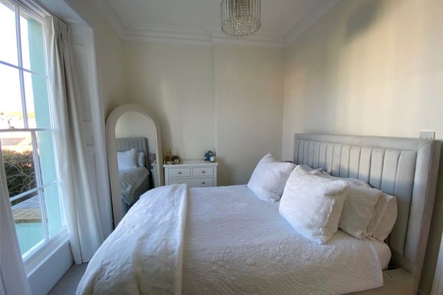 10 Meridian Place, Bristol photo 4
