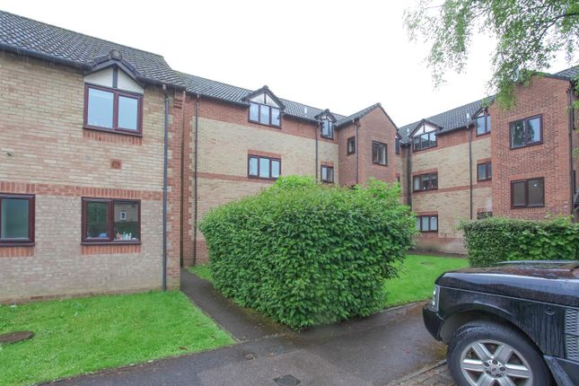 Flat for sale in Broome Way, Banbury