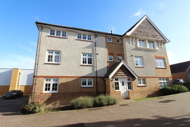 Thumbnail Flat for sale in Albion Drive, Larkfield