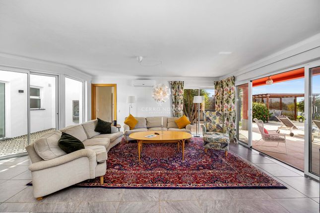 Villa for sale in Vale Da Ursa, Guia, Albufeira Algarve