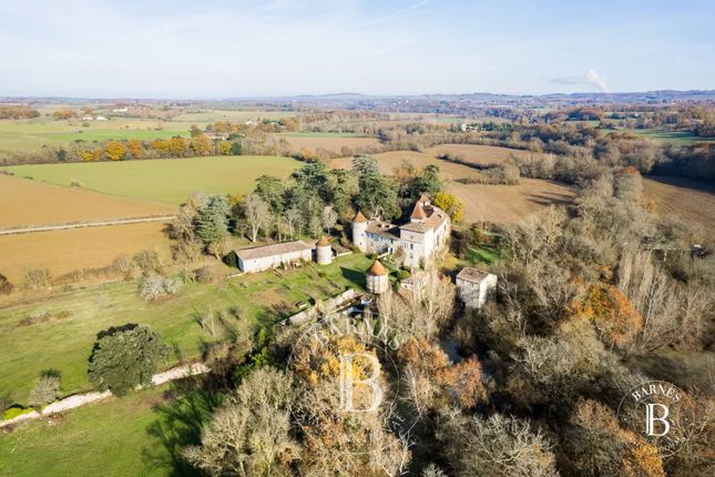 Ch&acirc;teau for sale in Lectoure, 32700, France