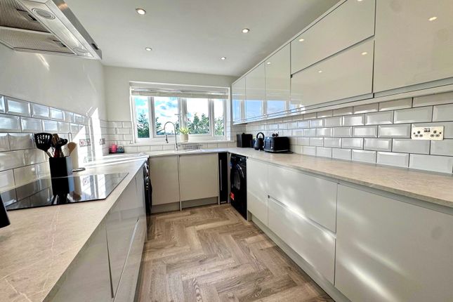75 Brecon Rise, Merthyr Tydfil photo 3