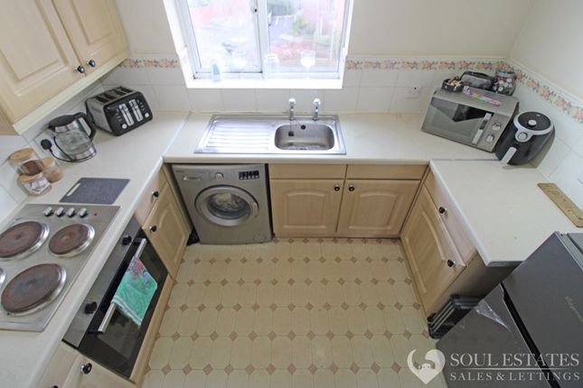 Flat for sale in Mytton Grove, Tipton