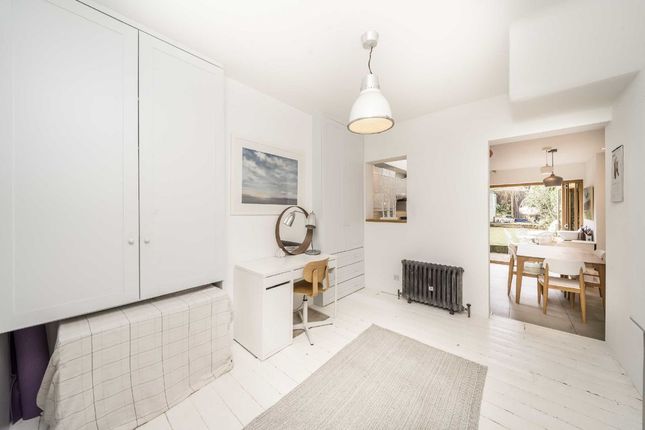 Terraced house for sale in Hichisson Road, London