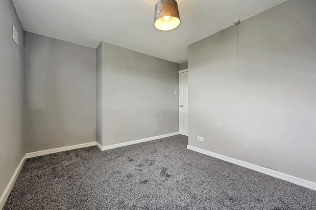 53, Rooley Heights, Sowerby Bridge photo 4